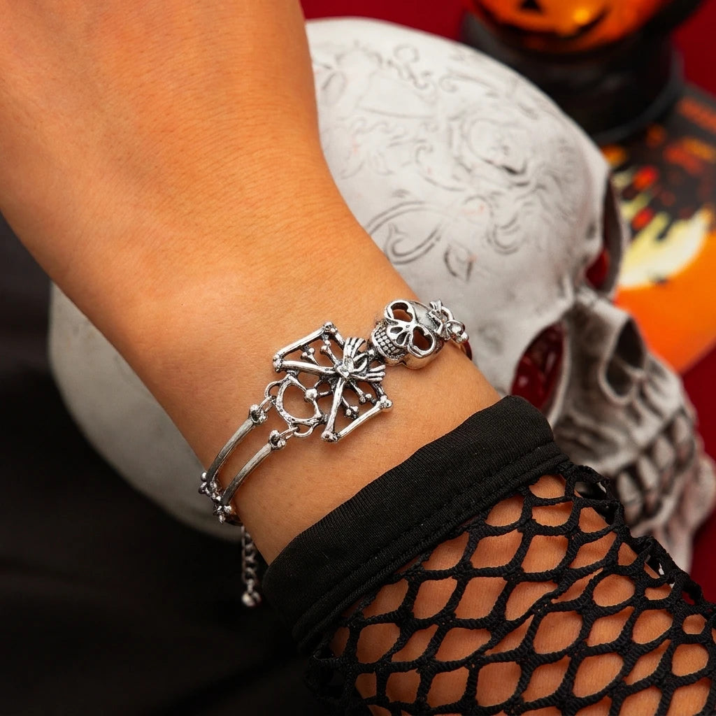 💀 Pulsera Gótica Mano de Esqueleto y Calavera Vintage | Brazalete Halloween