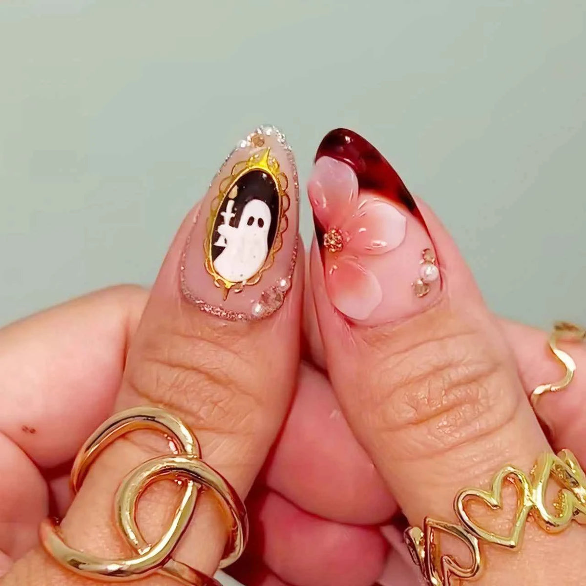 **24 Uds. Uñas Postizas Francesas Almendradas – Diseño Halloween con Calabazas, Fantasmas y Telarañas**